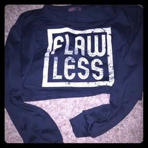 Long sleeve crop top